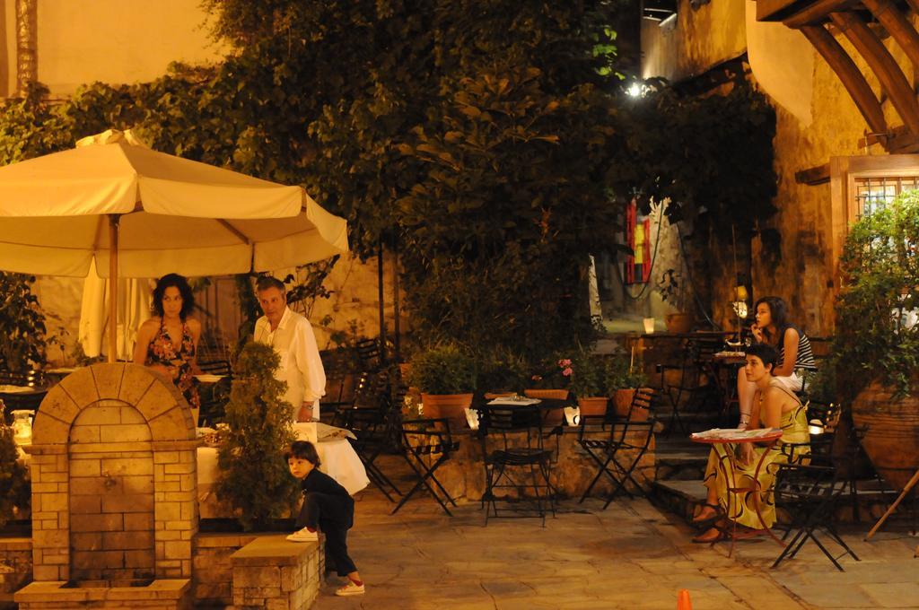 Oikia Alexandrou Traditional Inn Arnaía Exteriér fotografie