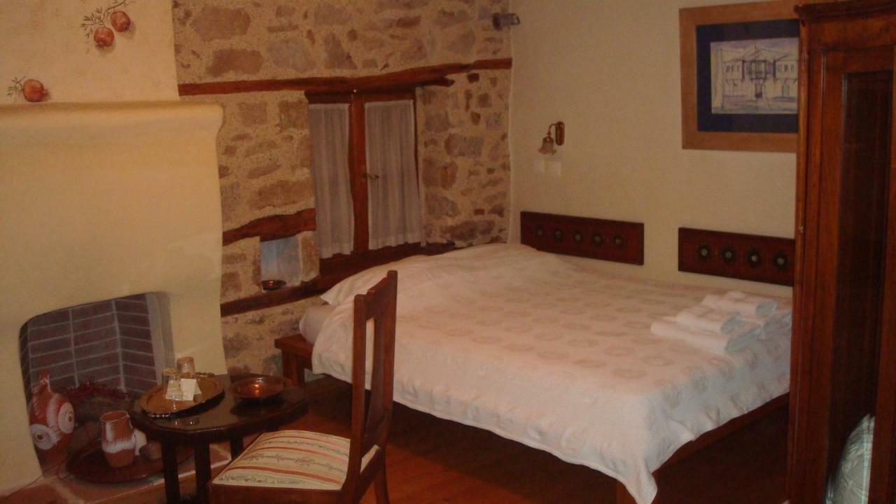 Oikia Alexandrou Traditional Inn Arnaía Exteriér fotografie